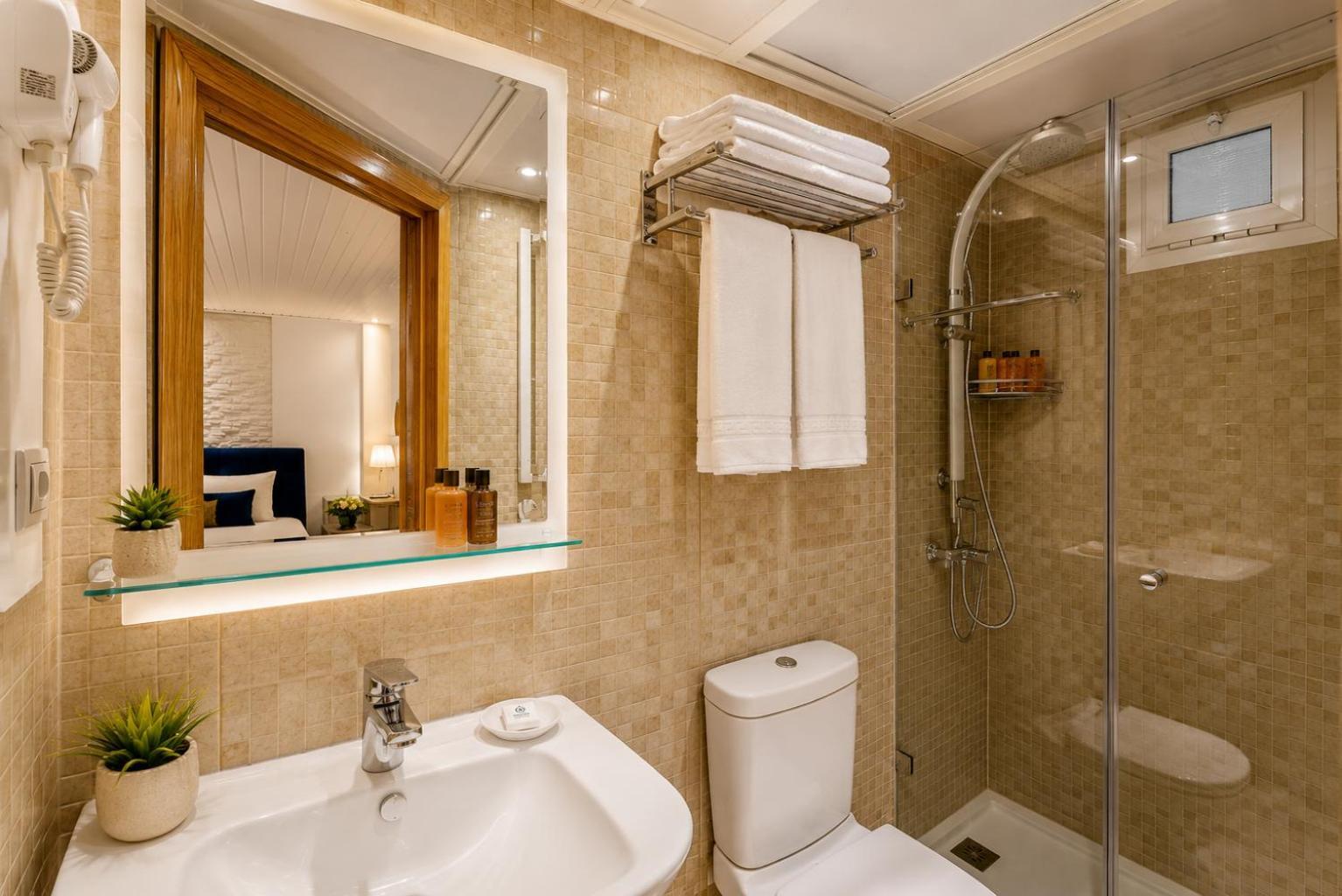 Superior Apartment